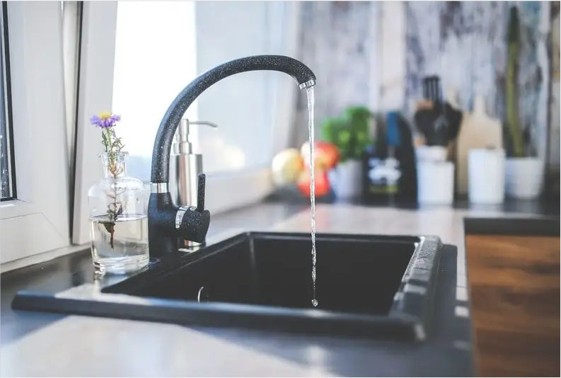 【装修知识】不知道怎么选厨房水槽？可以从这4方面入手……